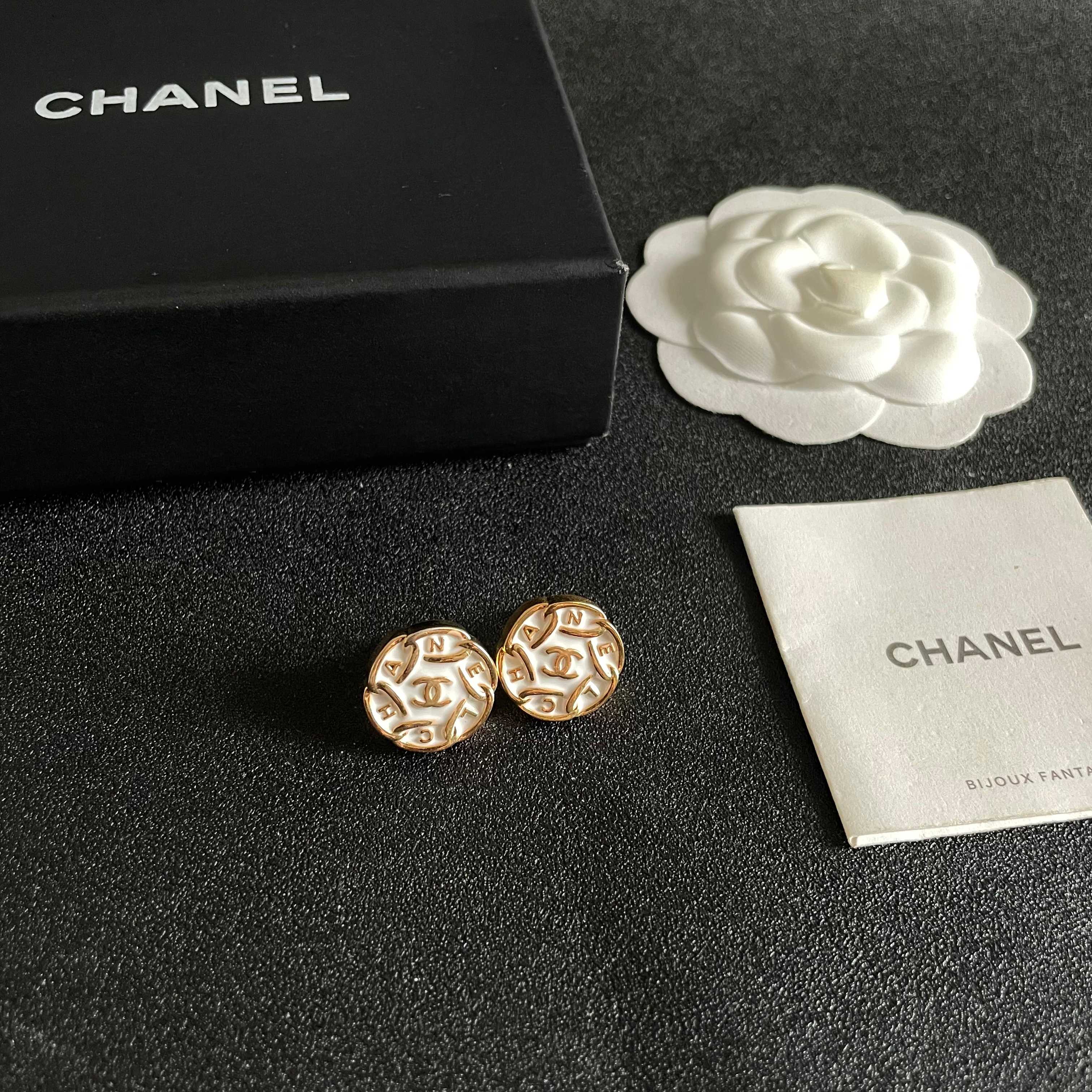 Chanel CC Logo Round Letter Stud Earrings earrings gold-tone metal with white enamel 1 5cm diameter