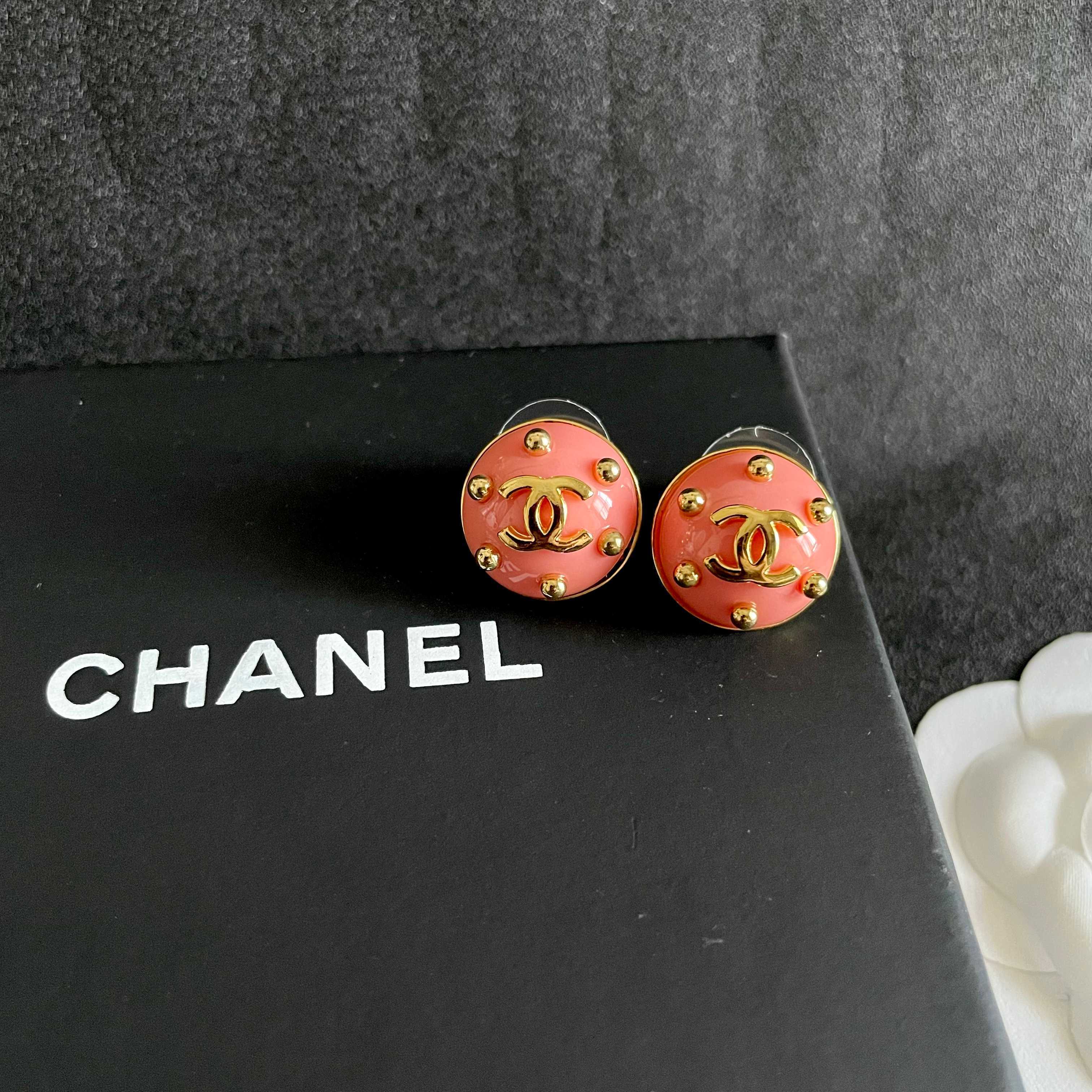 Chanel CC Logo Stud Earrings earrings Gold-tone metal with coral pink enamel 1 5cm diameter