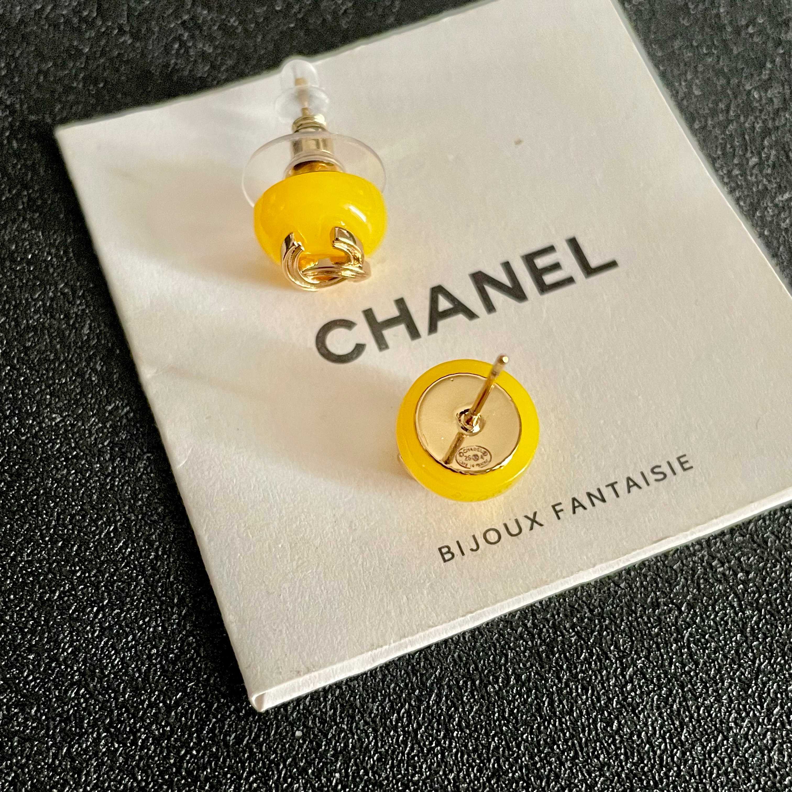 Chanel CC Logo Round Stud Earrings earrings gold-tone metal bright yellow resin 10mm diameter
