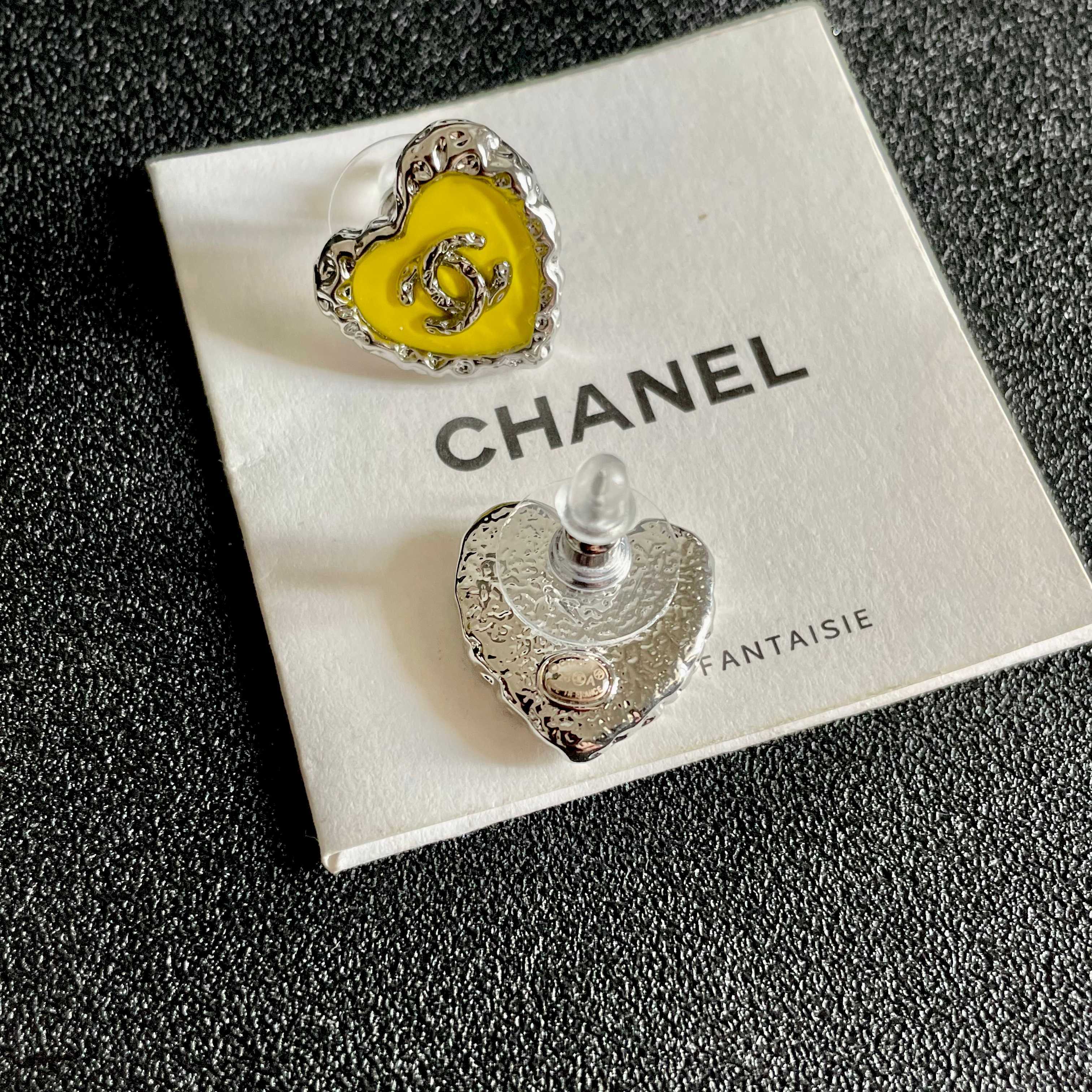 Chanel CC Heart Stud Earrings earrings silver-tone metal with bright yellow enamel 1 5cm diameter