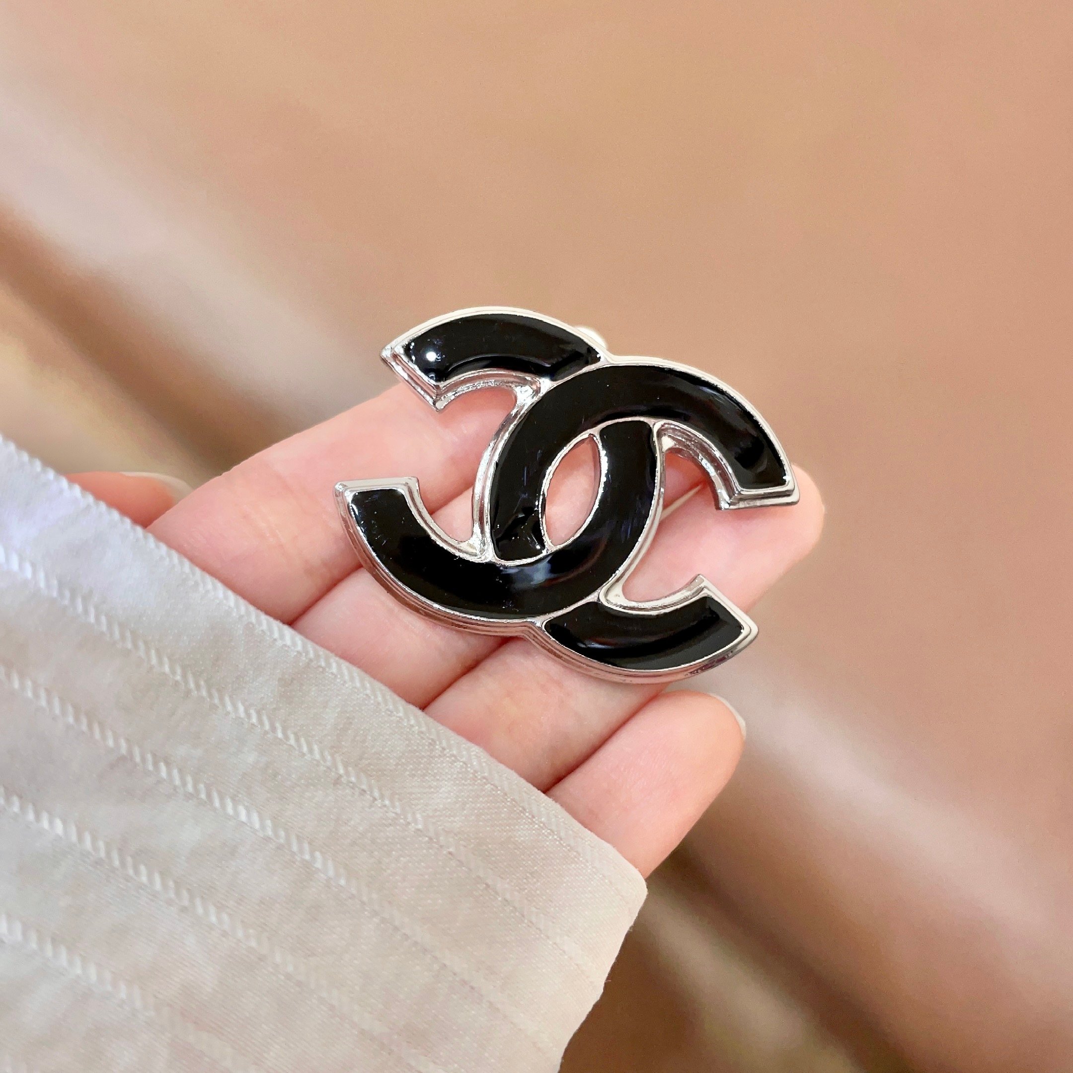 Chanel CC Logo brooch silver tone metal with black enamel 3 5cm width