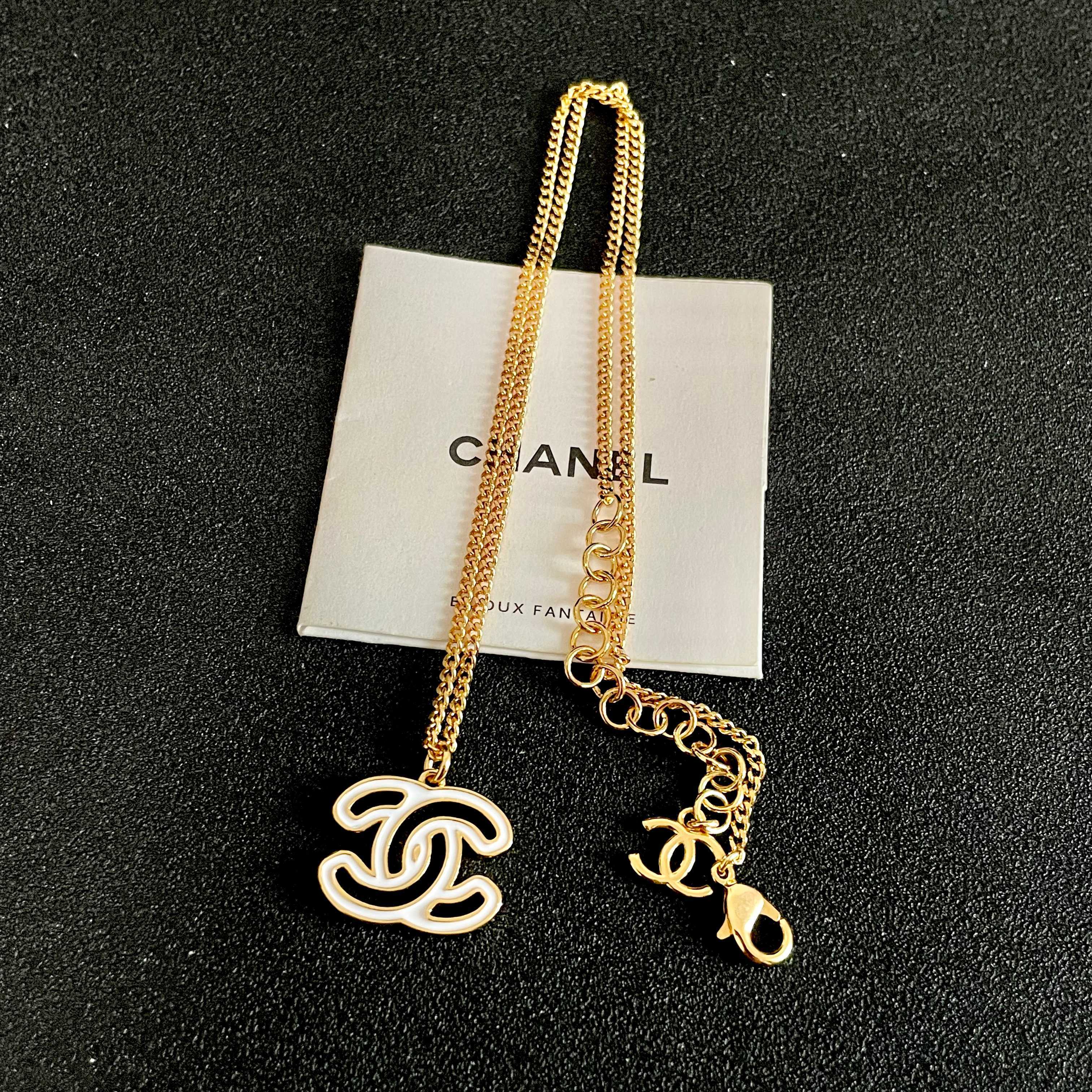 Chanel CC Logo Pendant Necklace necklace Gold-tone metal with white enamel fill 42cm
