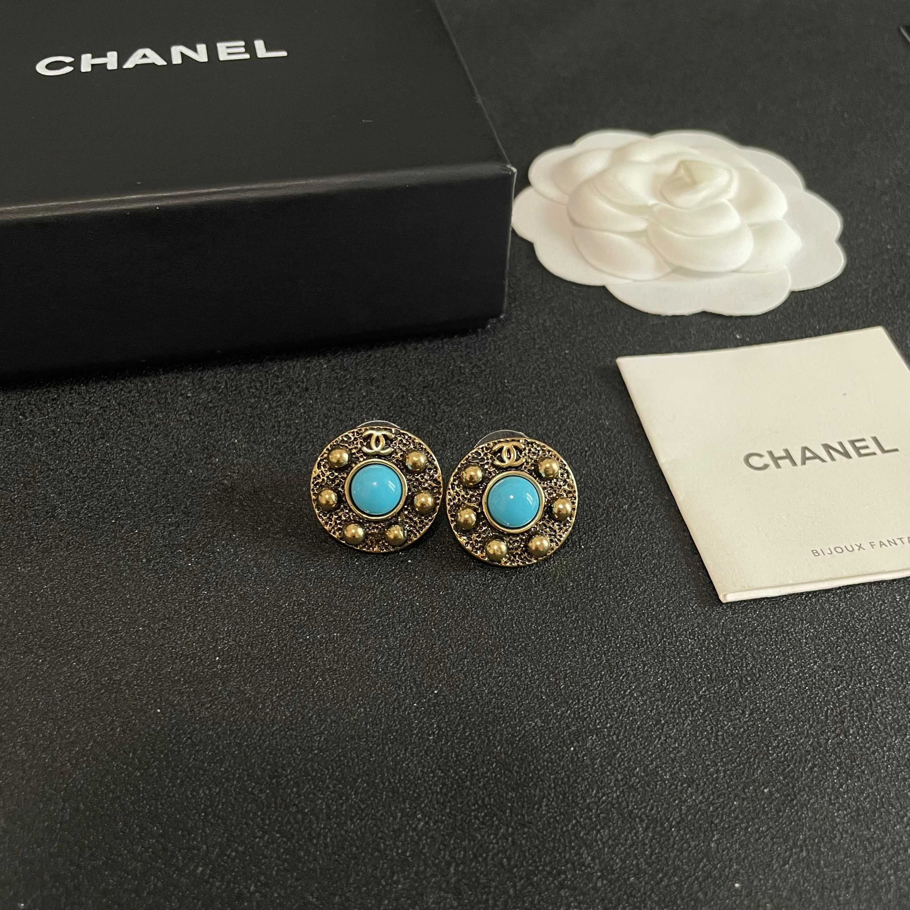 Chanel CC Logo Round Stud Earrings earrings antique gold metal turquoise blue cabochon stone 2cm diameter
