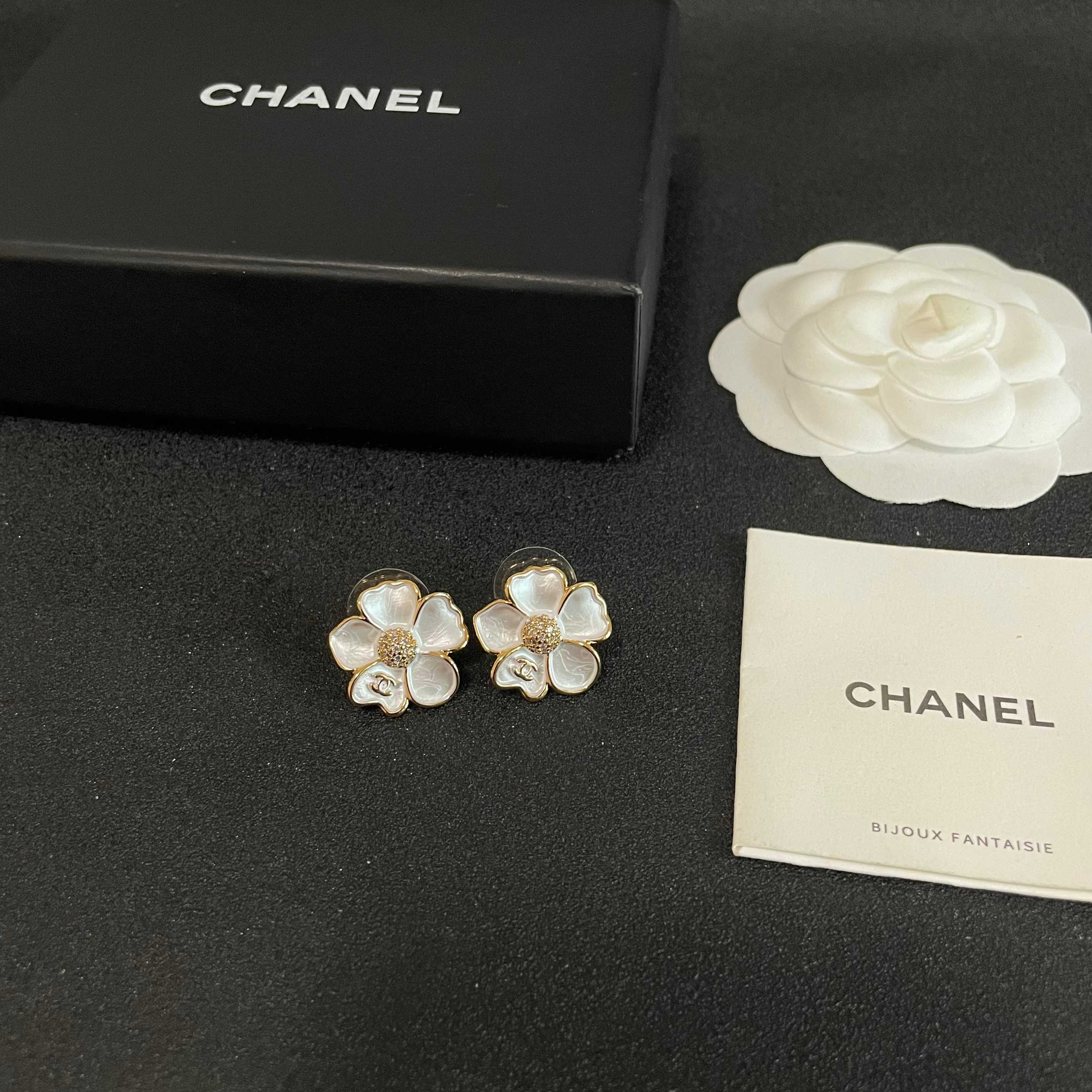 Chanel CC Camellia Flower Stud Earrings earrings Gold-tone metal white mother-of-pearl effect petals clear crystal accents 1 5cm diameter