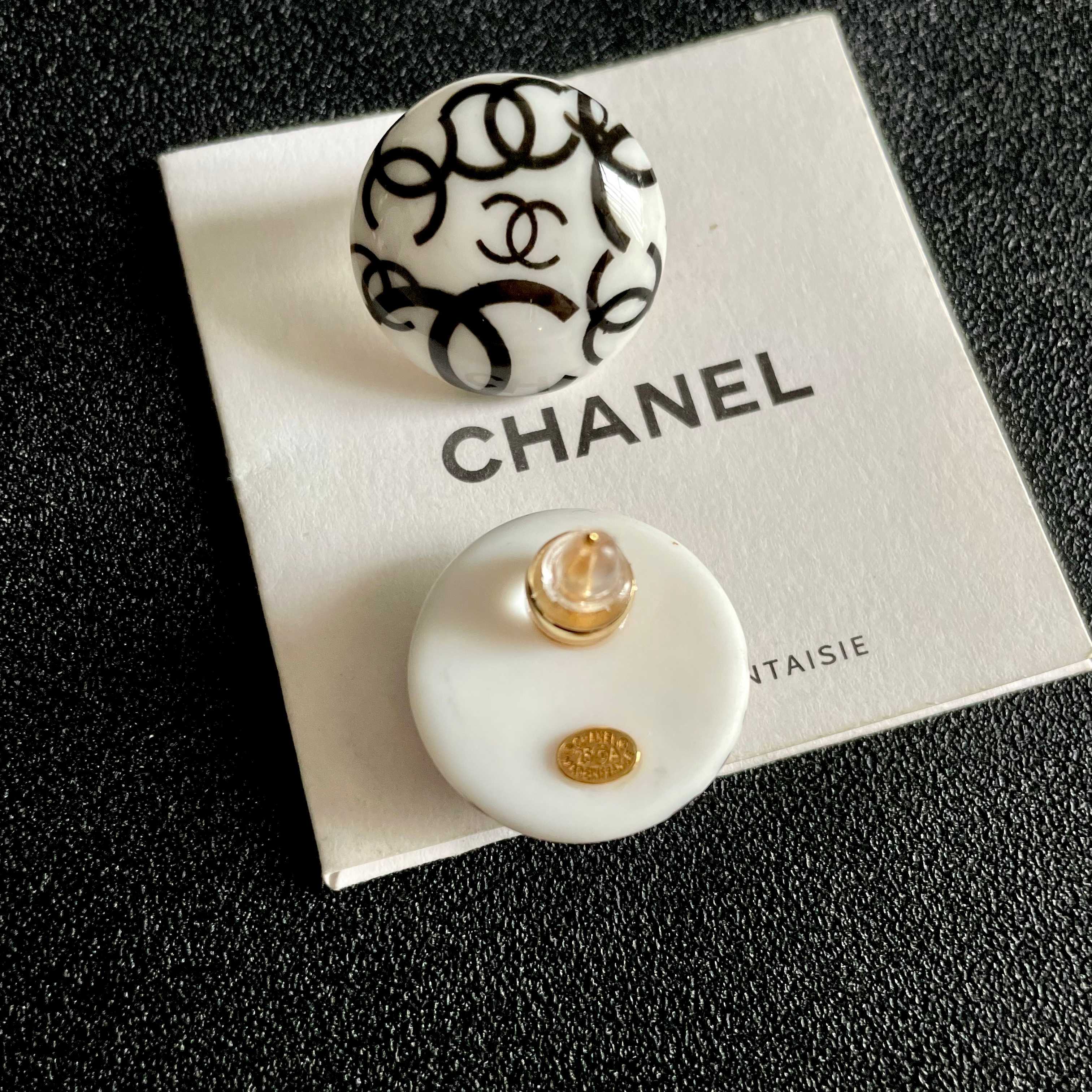 Chanel CC Logo Round Stud Earrings earrings white resin base with black interlocking CC logo detailing 2cm diameter