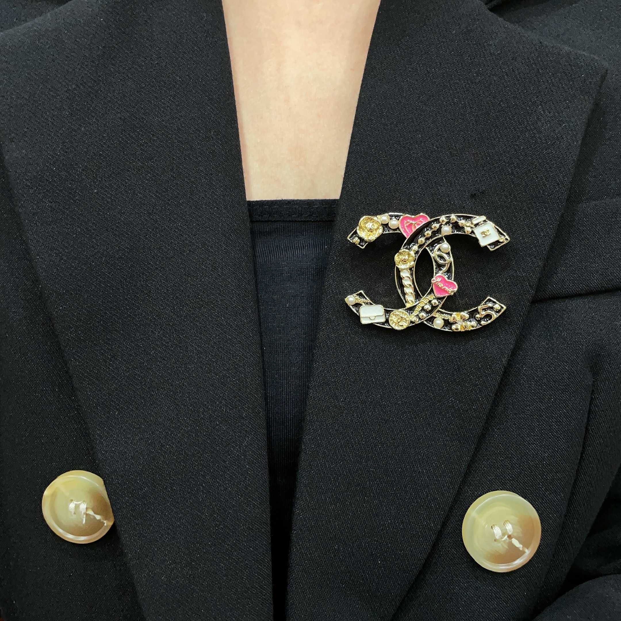 Chanel CC Logo Heart Charms Brooch brooch gold tone metal with black enamel pink enamel hearts white enamel bag charms white faux pearls 3 5cm width