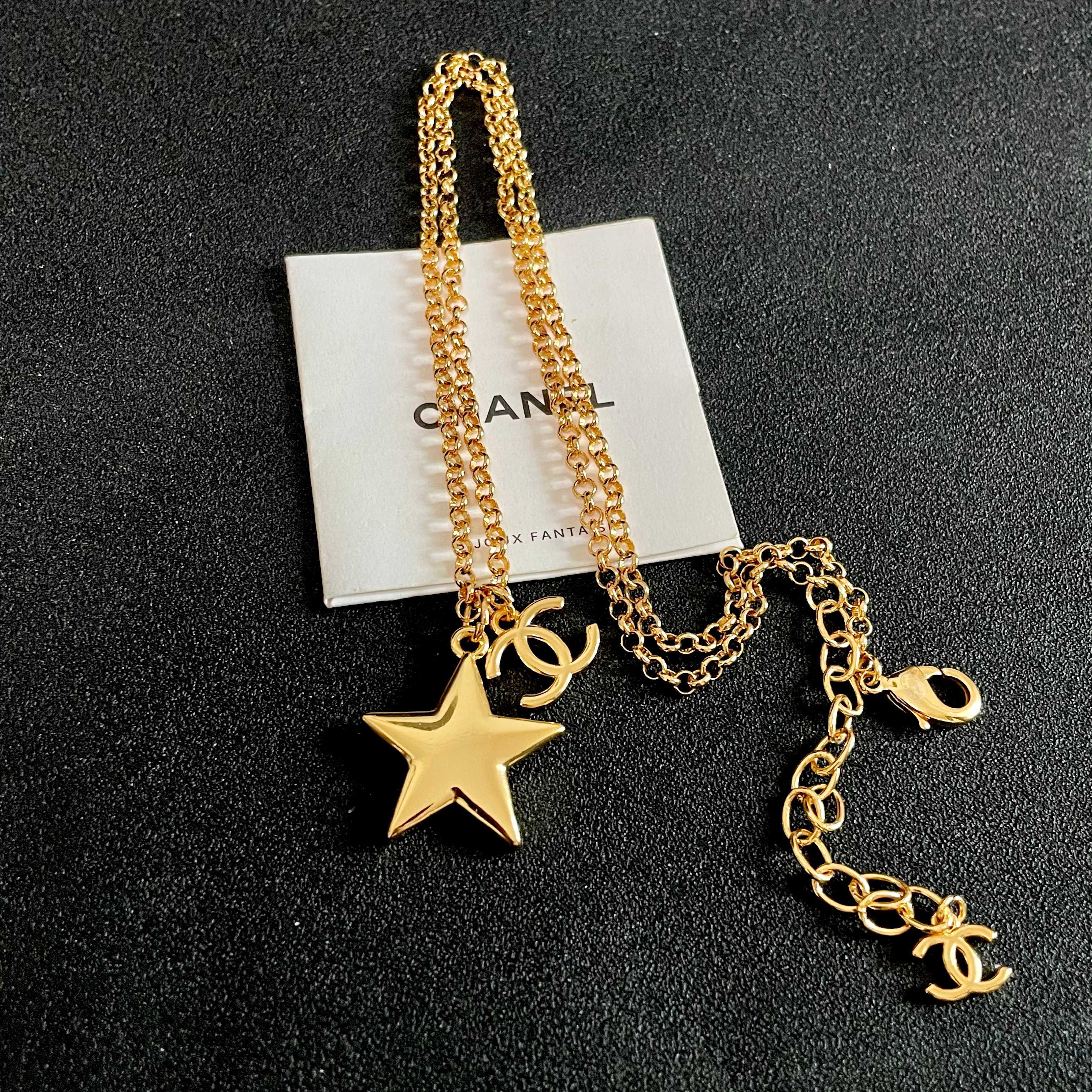 Chanel CC Star Pendant Necklace necklace Gold-tone metal silver-tone variant also available no gemstones 42cm