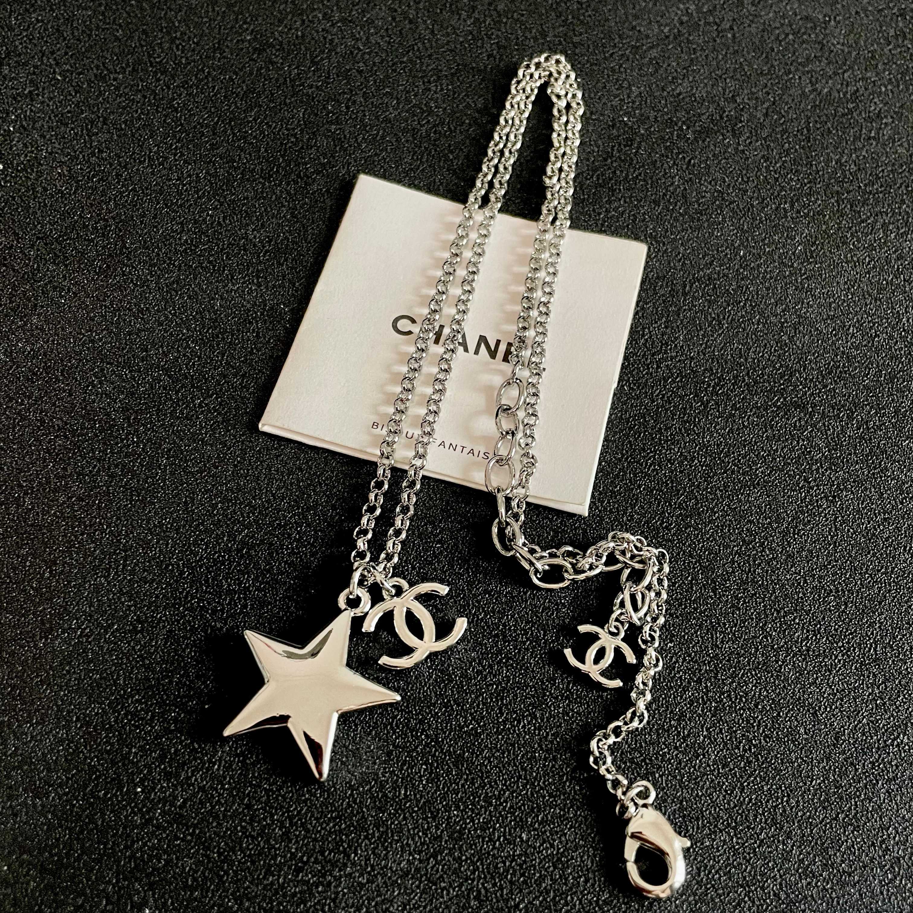 Chanel CC Star Pendant Necklace necklace silver tone metal 42cm