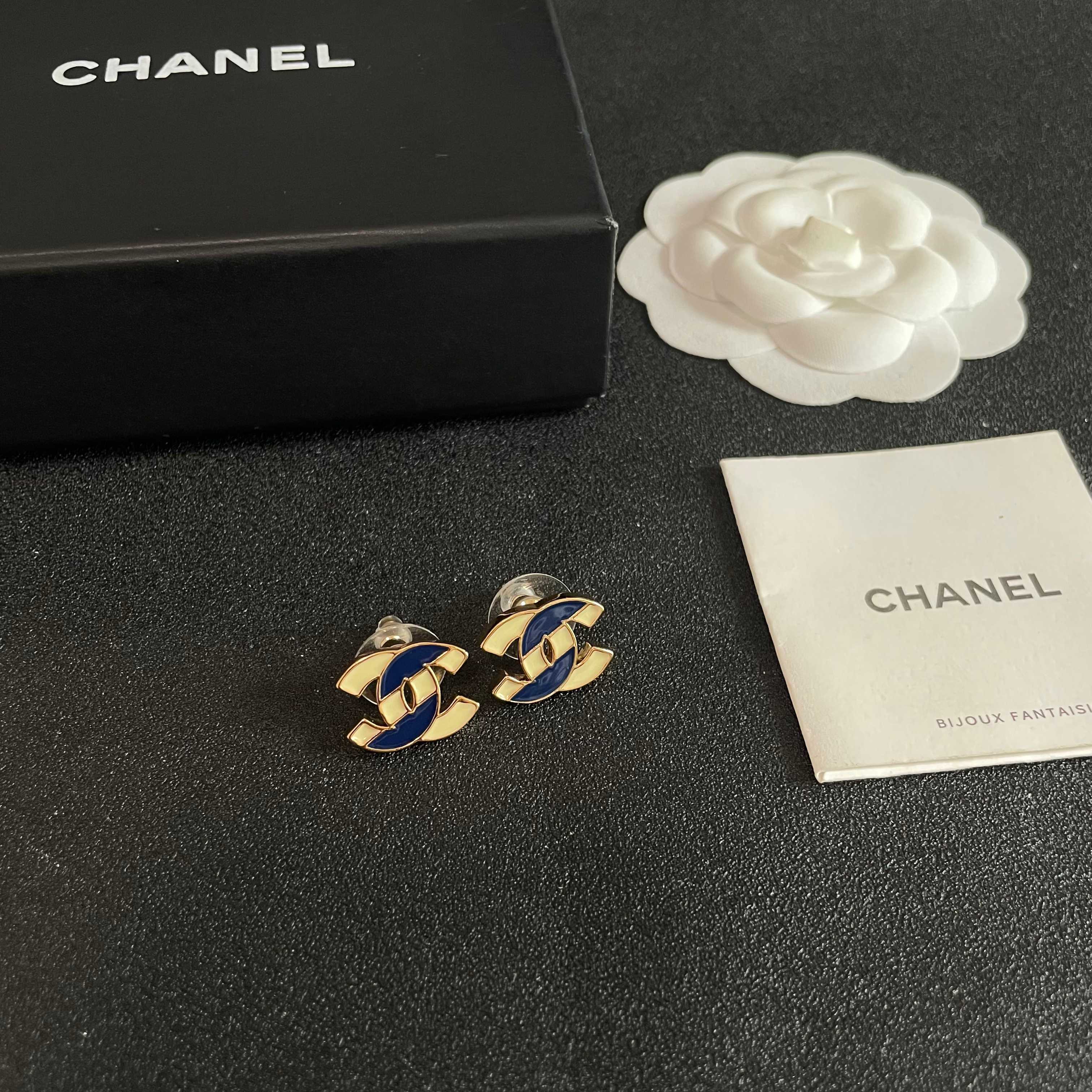 Chanel CC Logo Stud Earrings earrings gold-tone metal with cream and navy blue enamel 1 5cm stud diameter