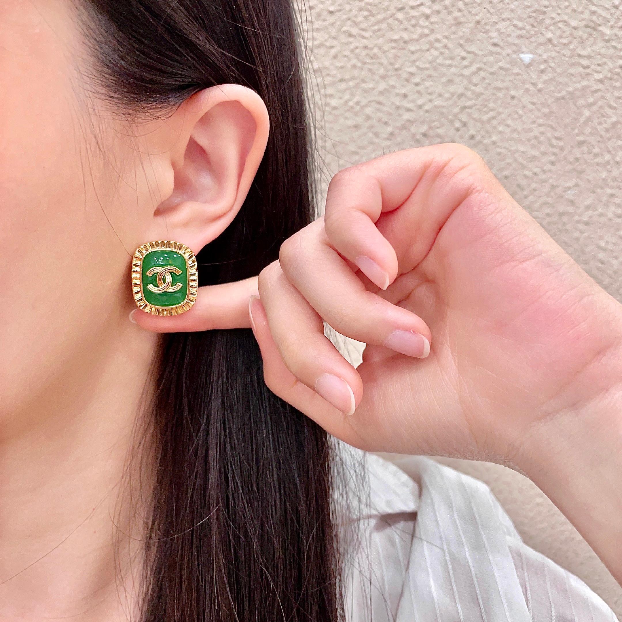 Chanel CC Logo Resin Square Stud Earrings earrings gold-tone metal emerald green resin 2cm stud diameter