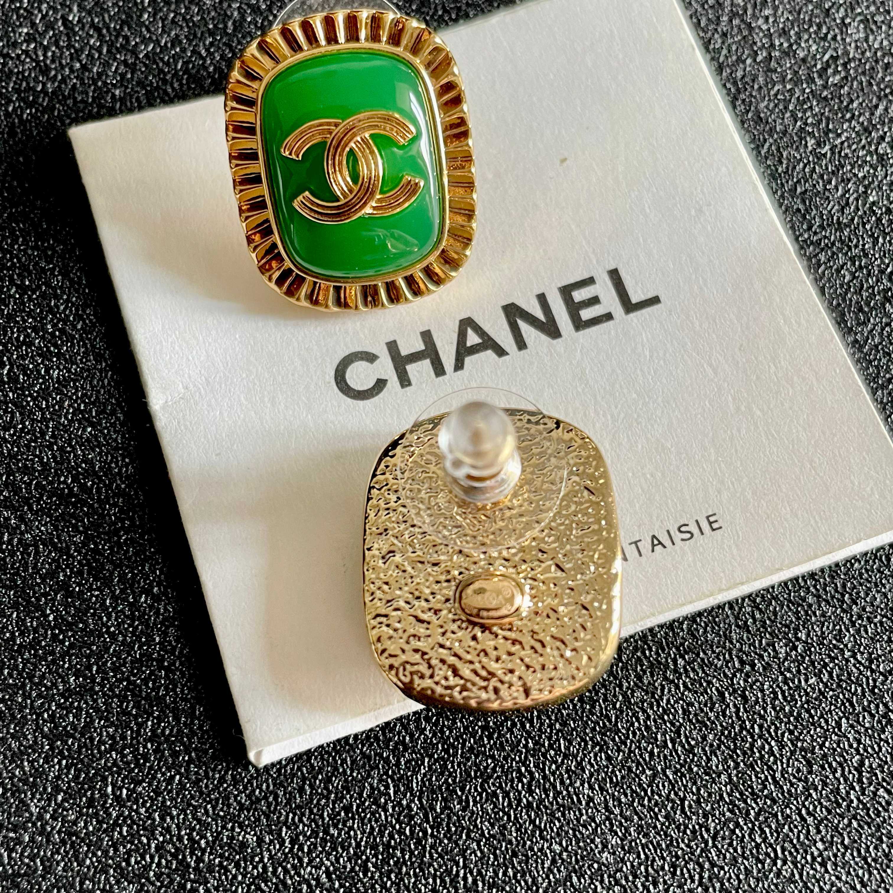 Chanel CC Logo Resin Square Stud Earrings earrings gold-tone metal emerald green resin 2cm stud diameter