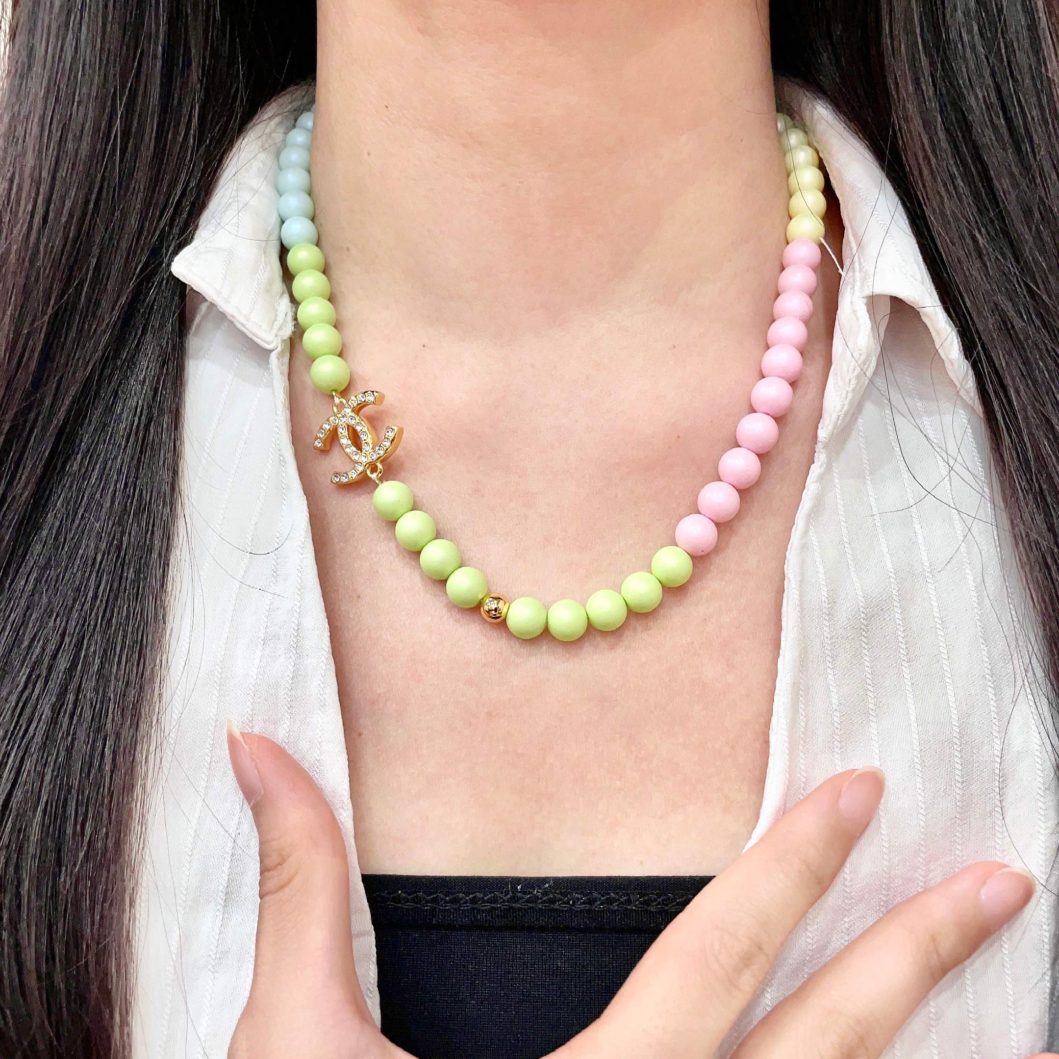 Chanel CC Logo Pastel Beaded Necklace necklace Gold-tone metal with clear crystals pastel mint green light blue pale yellow and pink beads 42cm