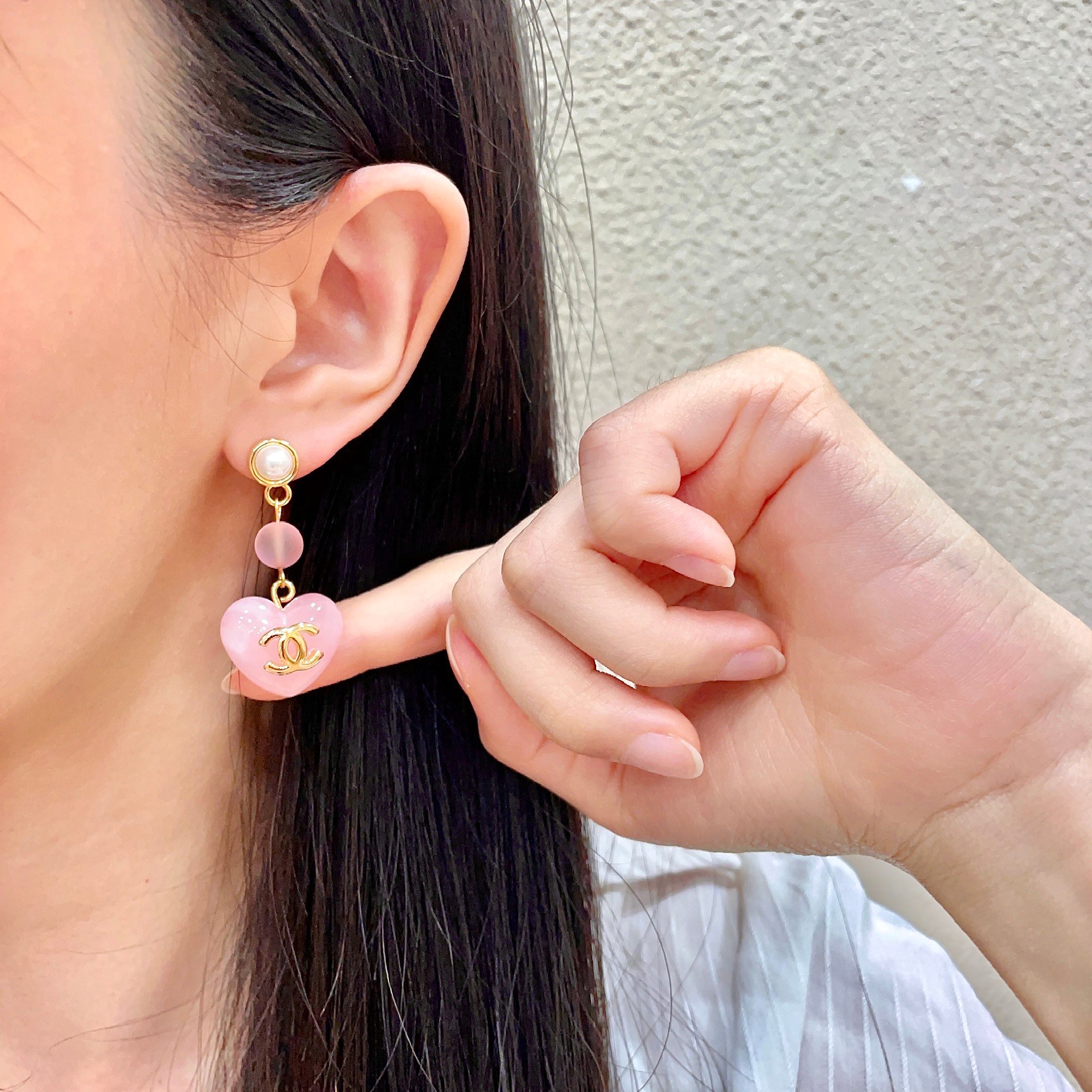 Chanel CC Heart Drop Earrings earrings Gold-tone metal pink resin white faux pearl 3 5cm drop length