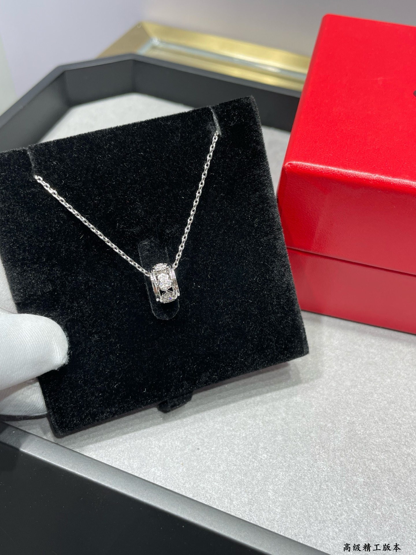 Qeelin Wulu necklace 18K rose gold with clear diamonds 18K yellow gold with clear diamonds 18K white gold with clear diamonds 42cm