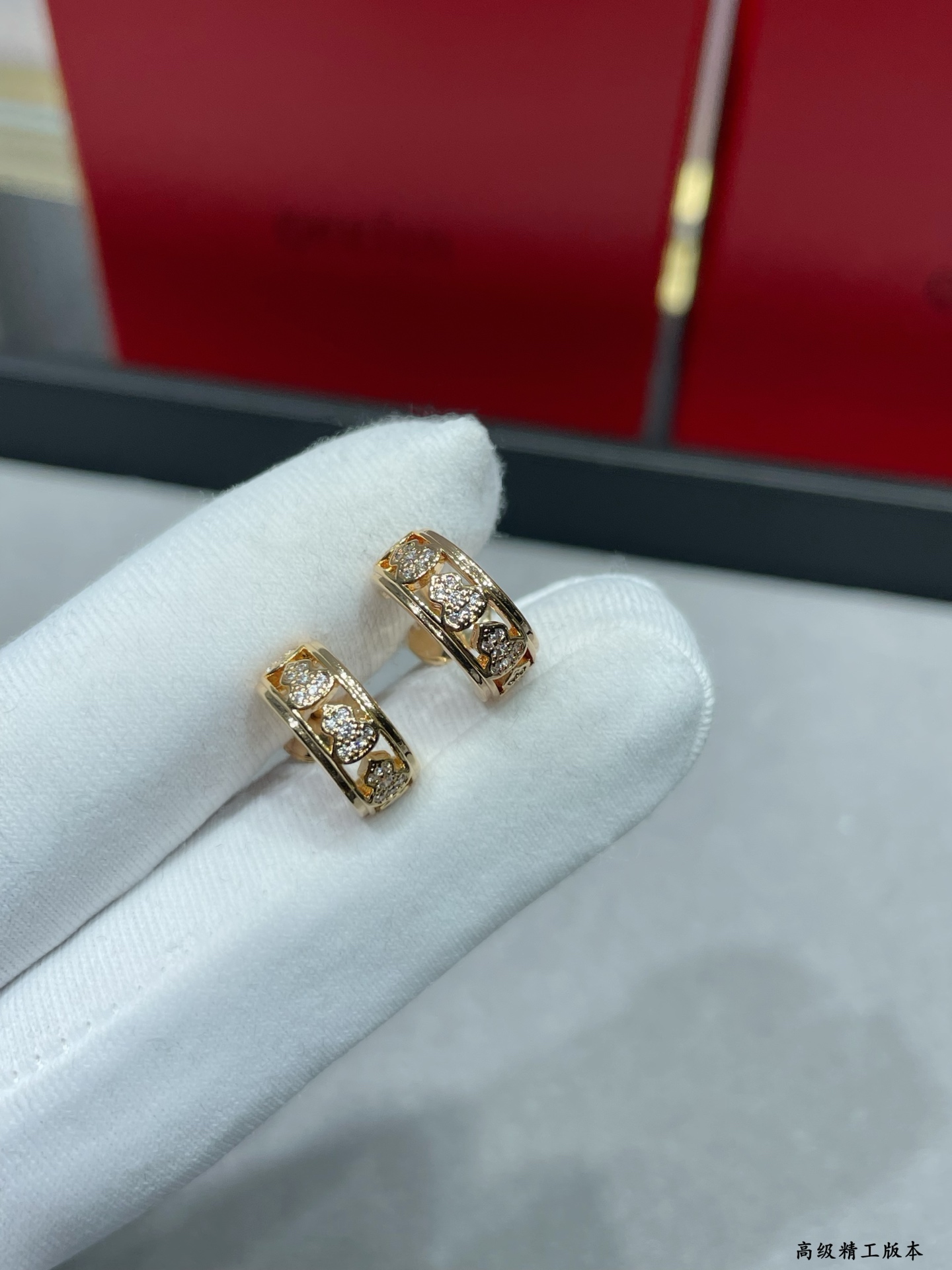 Qeelin Wulu earrings 18K white gold 18K rose gold with pave diamonds 10mm hoop diameter