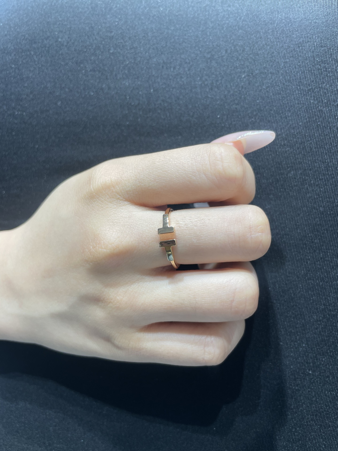Tiffany Co T Wire ring 18k rose gold no gemstones US 7