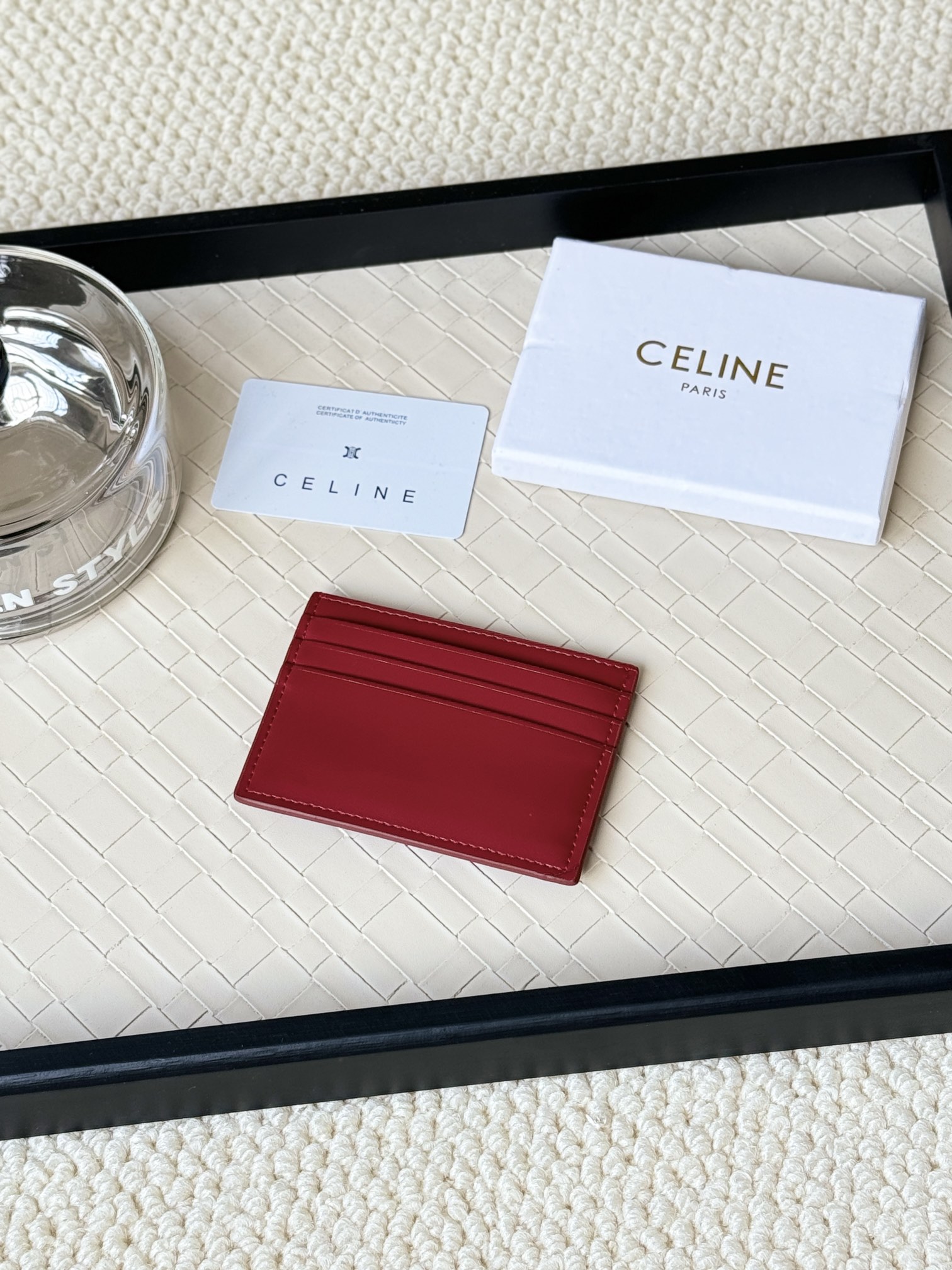 Celine Triomphe card holder Red leather with gold-tone metal hardware 10 5cm x 7