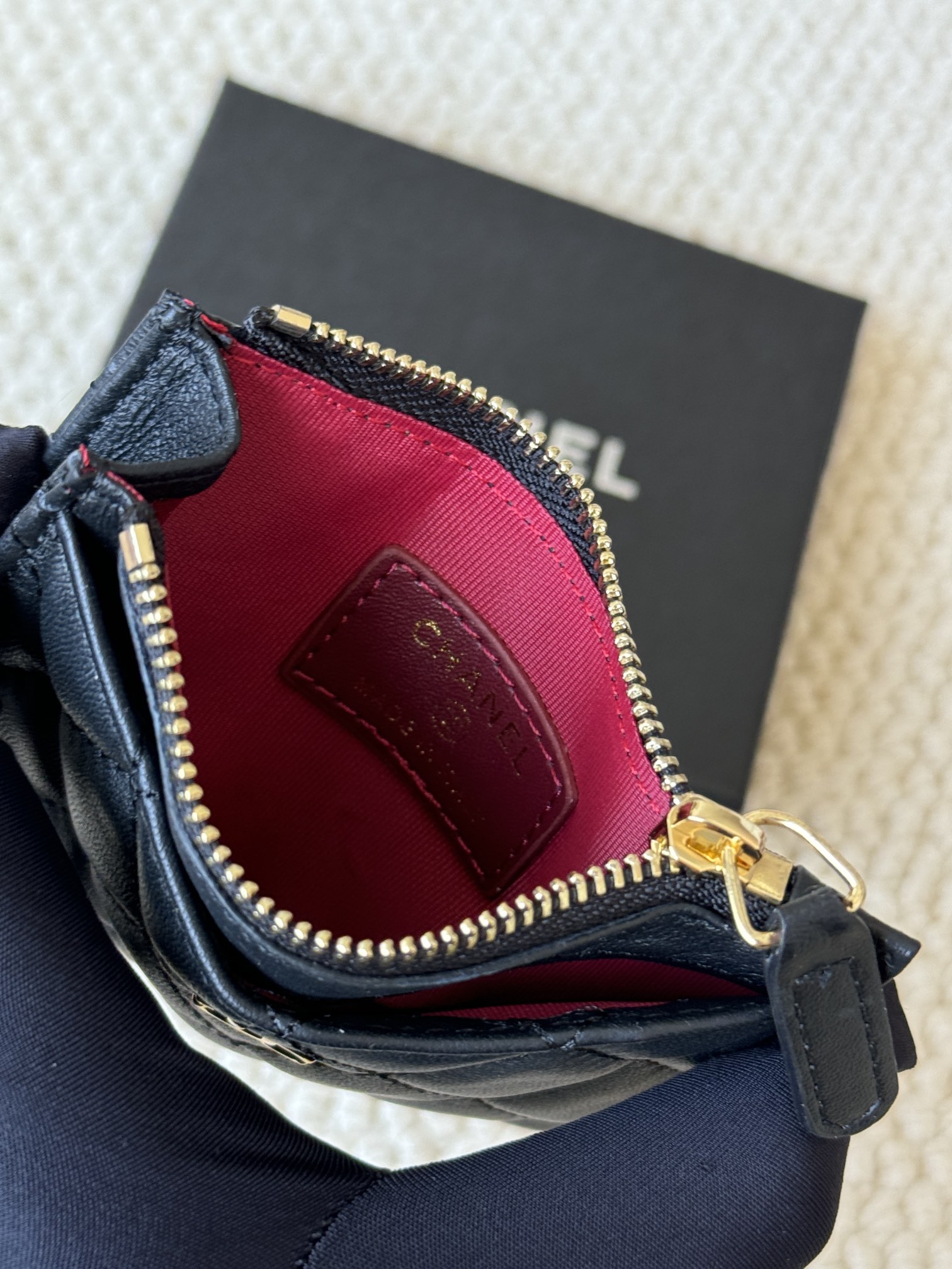 Chanel Classic Quilted CC Zip Card Holder card holder Black lambskin leather with gold-tone metal hardware 12cm x 8cm