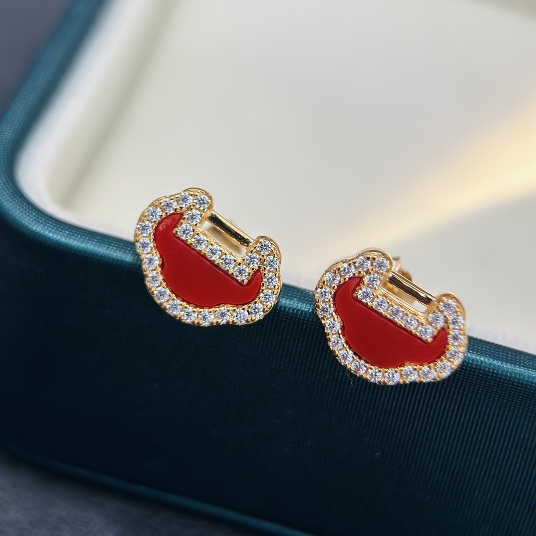 Qeelin Yu Yi Ruyi Lock earrings 18k rose gold red carnelian white diamond 8mm stud diameter