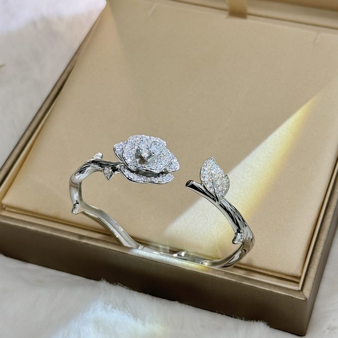 Dior Rose Dior Bagatelle bracelet Silver-toned metal with clear diamond simulants 17cm