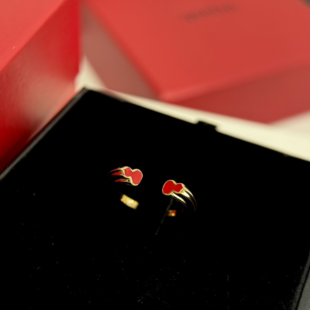 Qeelin Yu Yi ring rose gold metal with red carnelian inlay adjustable open