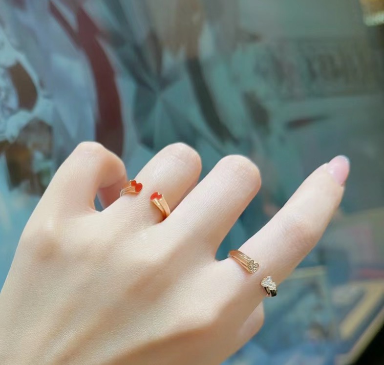 Qeelin Yu Yi ring rose gold metal with red carnelian inlay adjustable open
