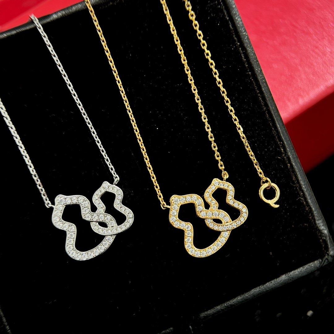 Qeelin Double Wulu necklace Rose gold metal with clear diamond pave 42cm