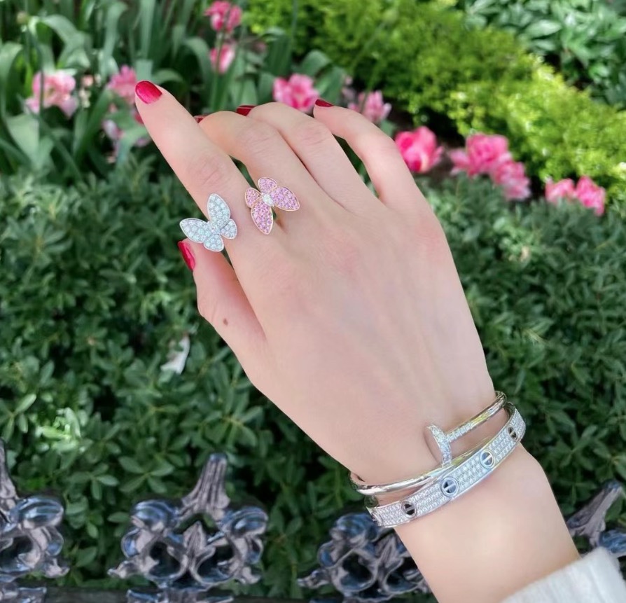Van Cleef Arpels Two Butterfly ring 18k rose gold and 18k white gold set with pink sapphires and white diamonds US 7