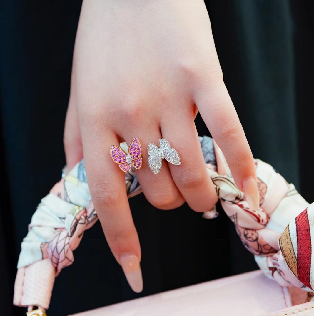 Van Cleef Arpels Two Butterfly ring 18k rose gold and 18k white gold set with pink sapphires and white diamonds US 7