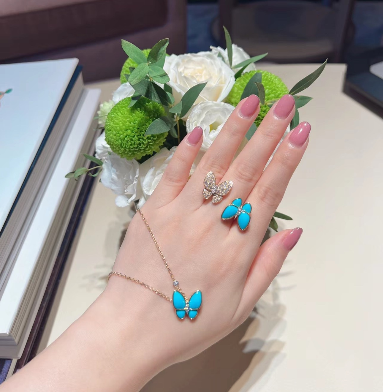 Van Cleef Arpels Bague Two Butterfly Or jaune 18 carats diamant turquoise 52