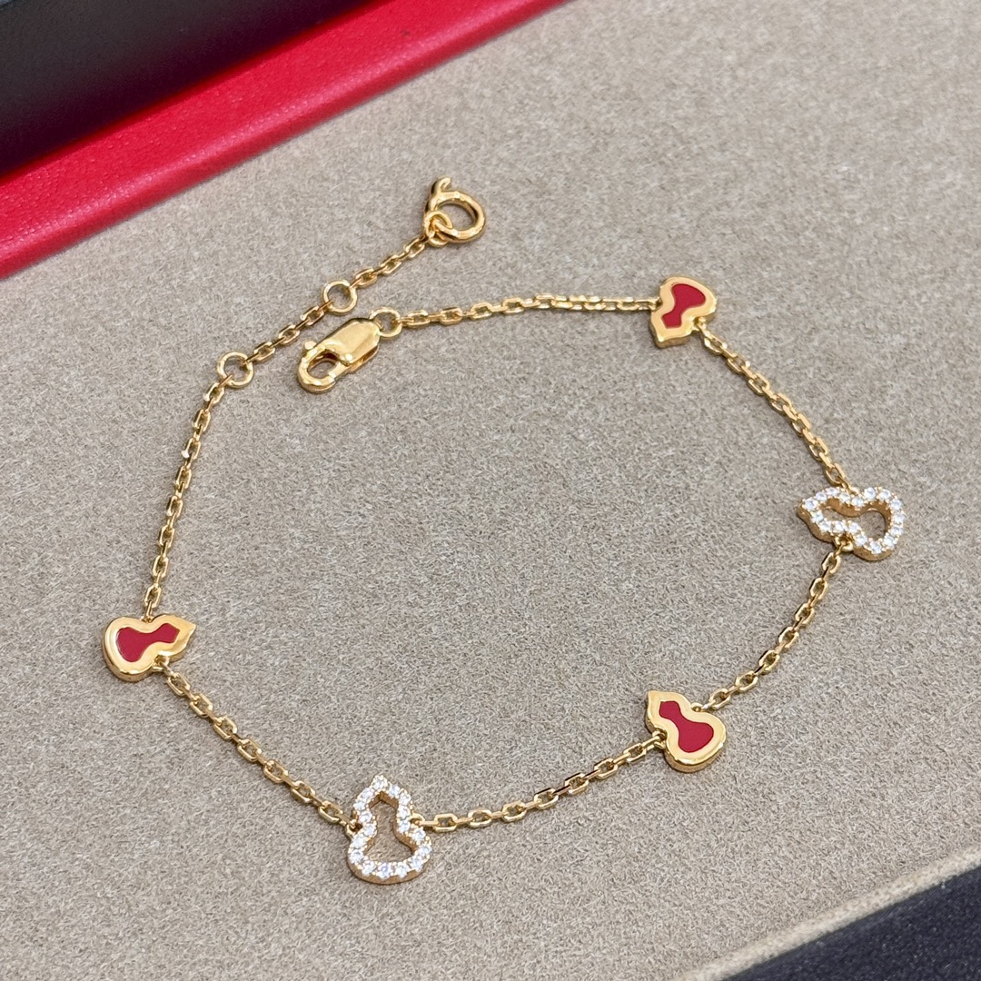 Qeelin Wulu bracelet 18k yellow gold red enamel clear diamond 18cm