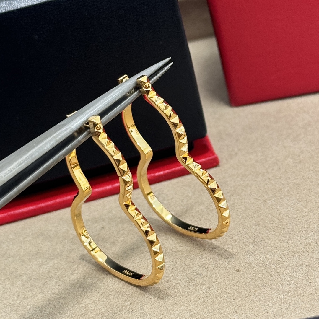 Qeelin Wulu earrings rose gold 3 5cm hoop diameter