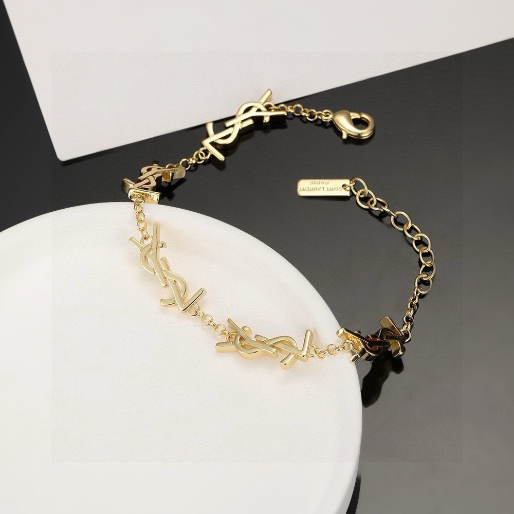 Saint Laurent Cassandre Multi Monogram Chain bracelet gold-tone metal 18cm with 5cm extender