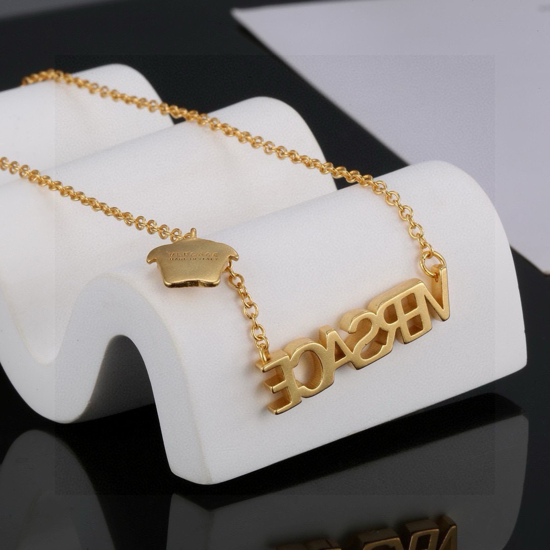 Luxury necklace