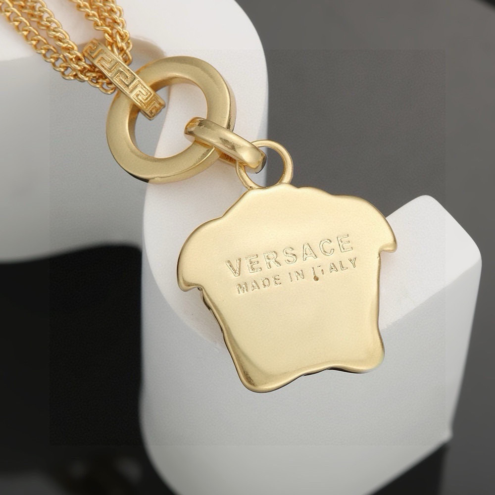 Luxury necklace