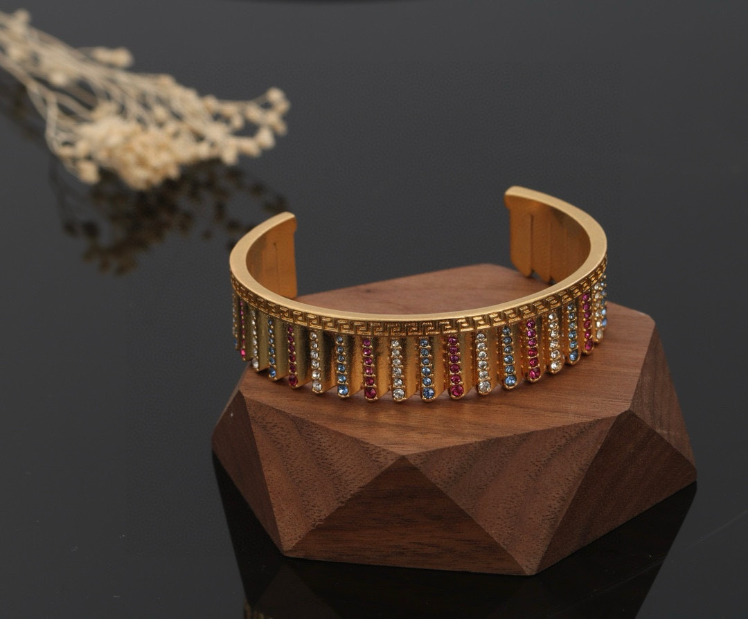 Luxury necklace