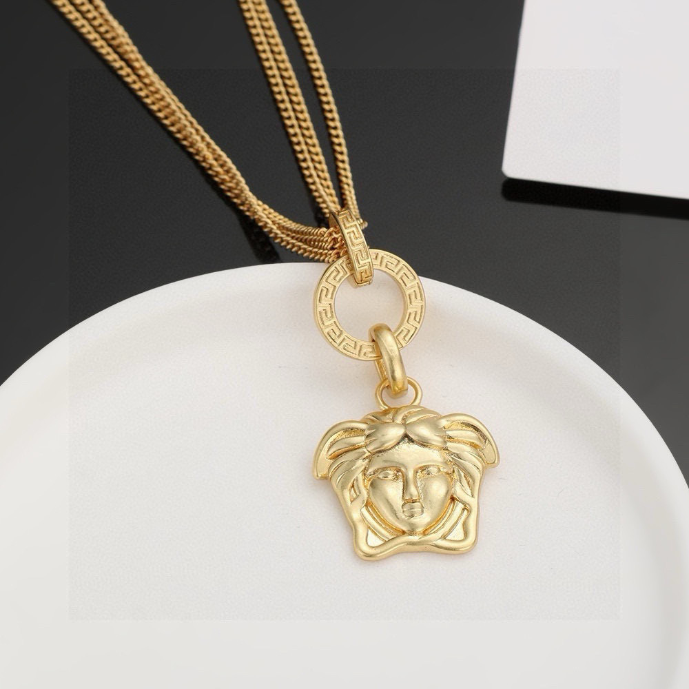 Luxury necklace