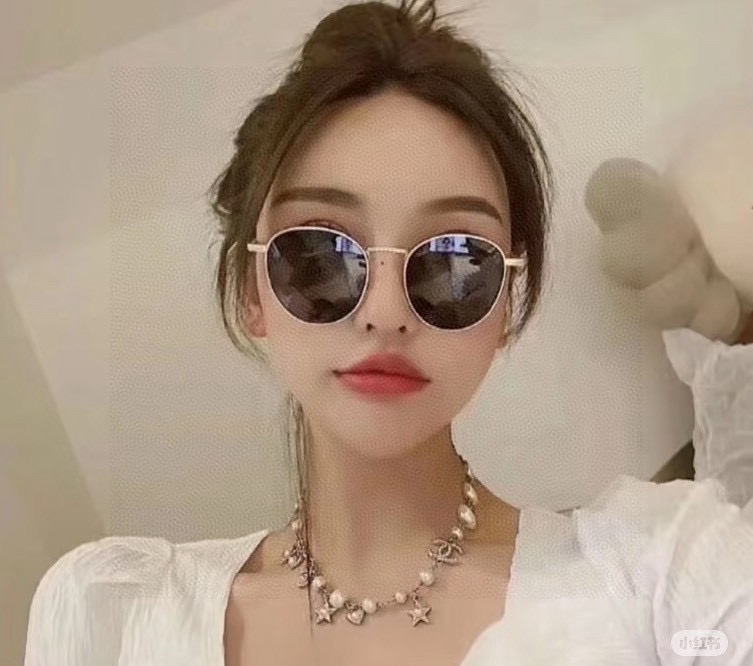 Chanel CC Charm Pearl Star Heart Necklace necklace Gold-tone metal cream white faux pearls clear crystal accents 42cm with 5cm extender