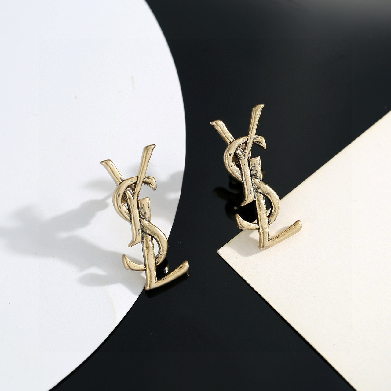 Saint Laurent Cassandre Monogram earrings antique gold tone metal 2 2cm length