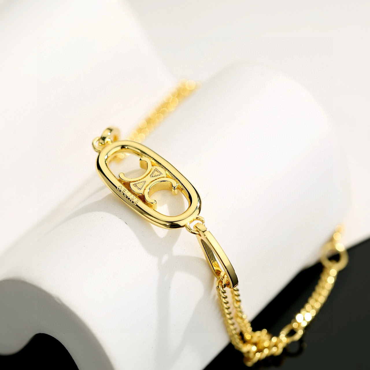 Celine Triomphe Oval Double Chain necklace gold-tone metal 45cm