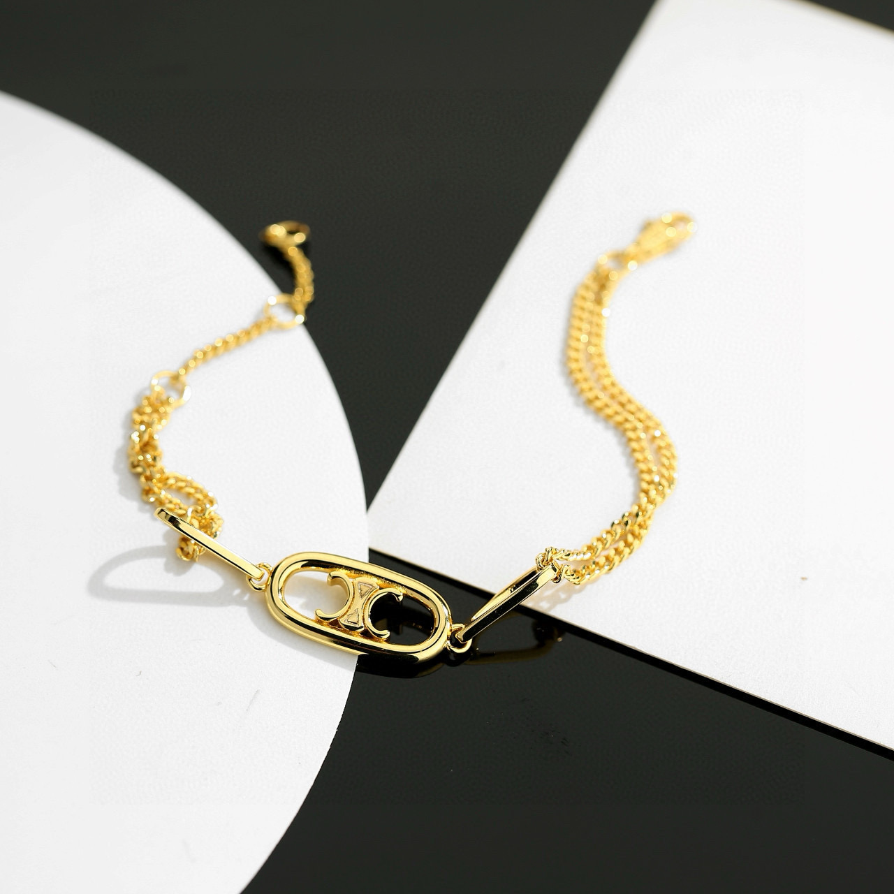 Celine Triomphe Oval Double Chain necklace gold-tone metal 45cm