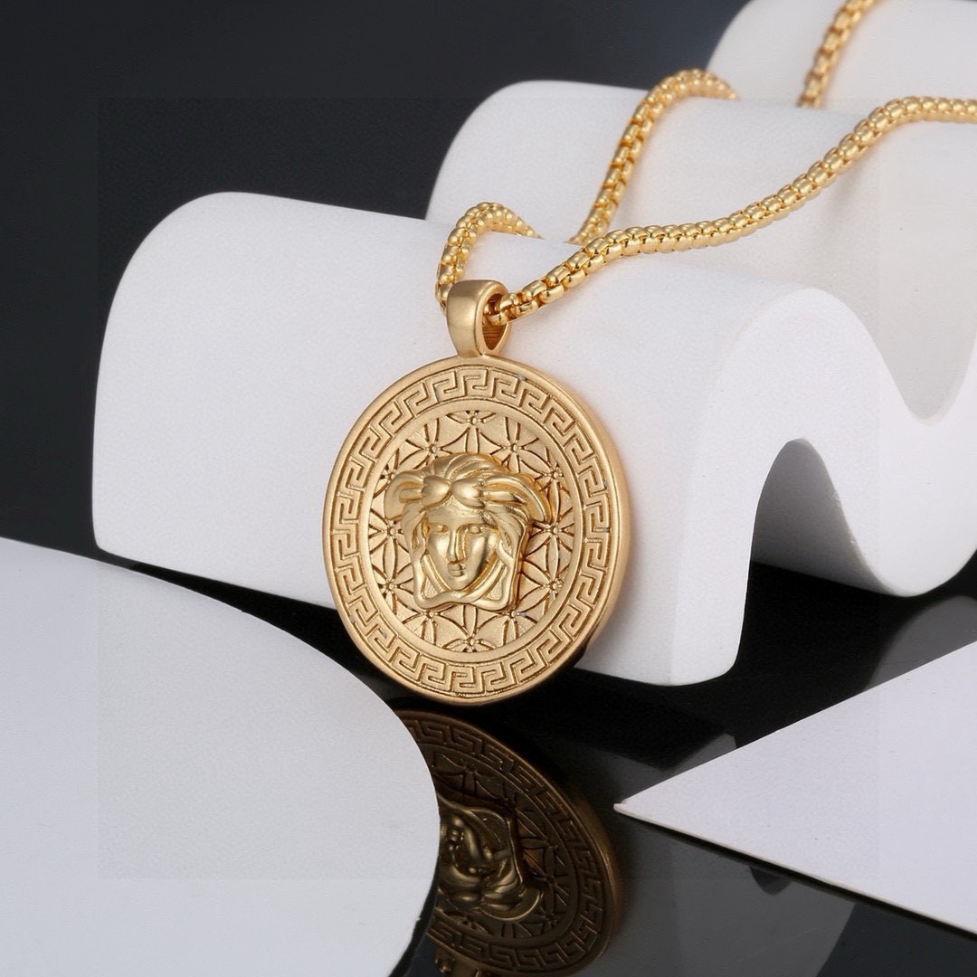 Luxury necklace