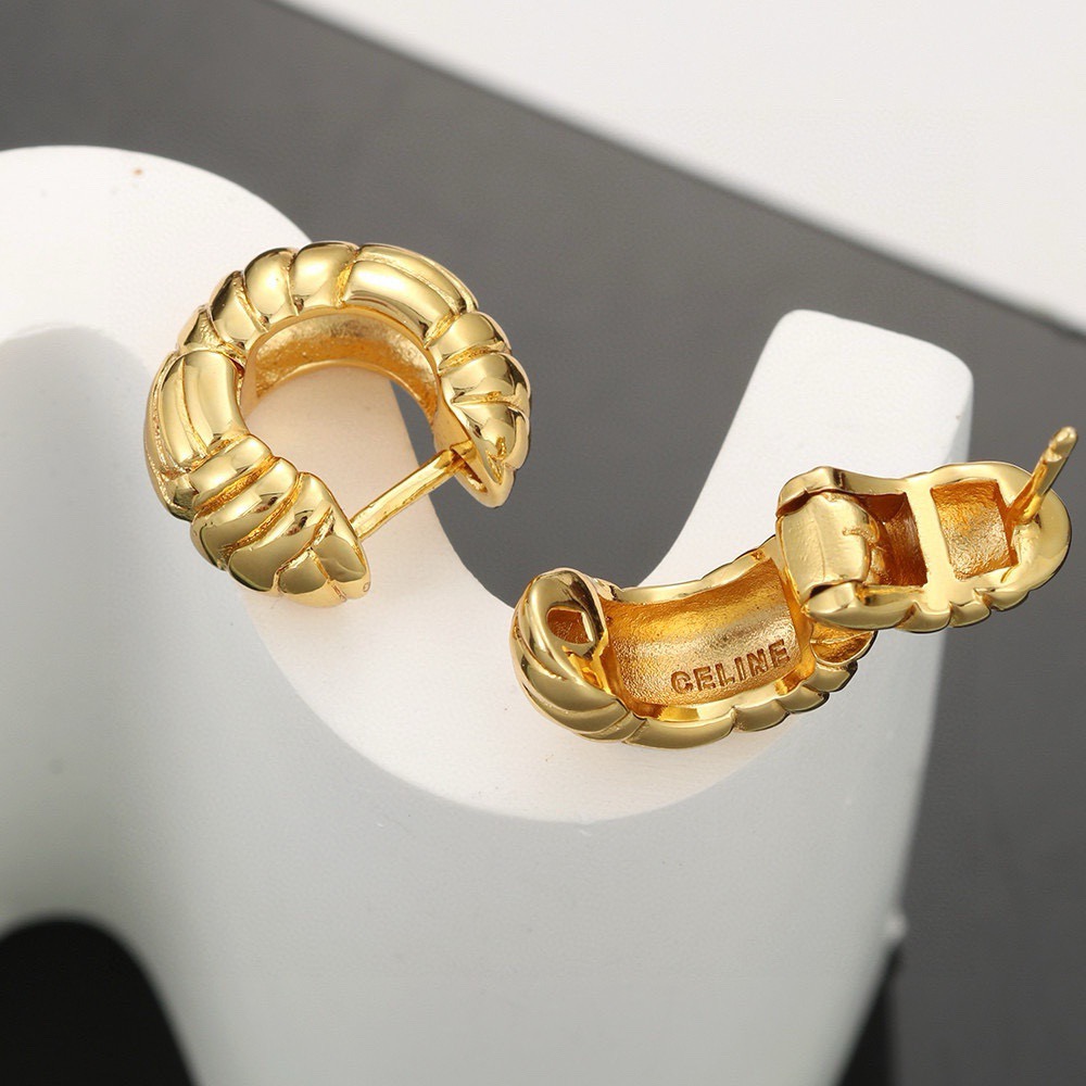 Celine Textured Chunky Hoop earrings gold-tone metal 1 5cm diameter