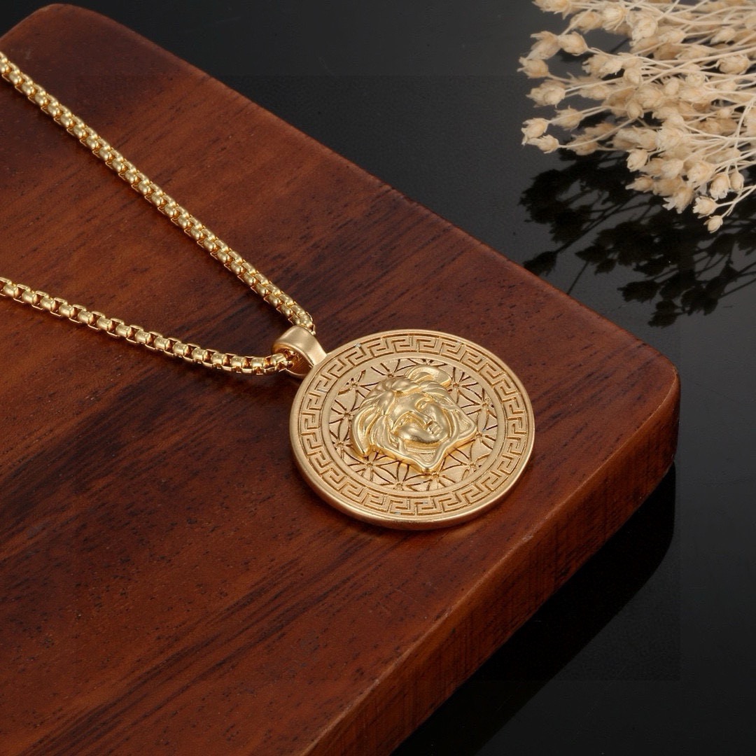 Luxury necklace