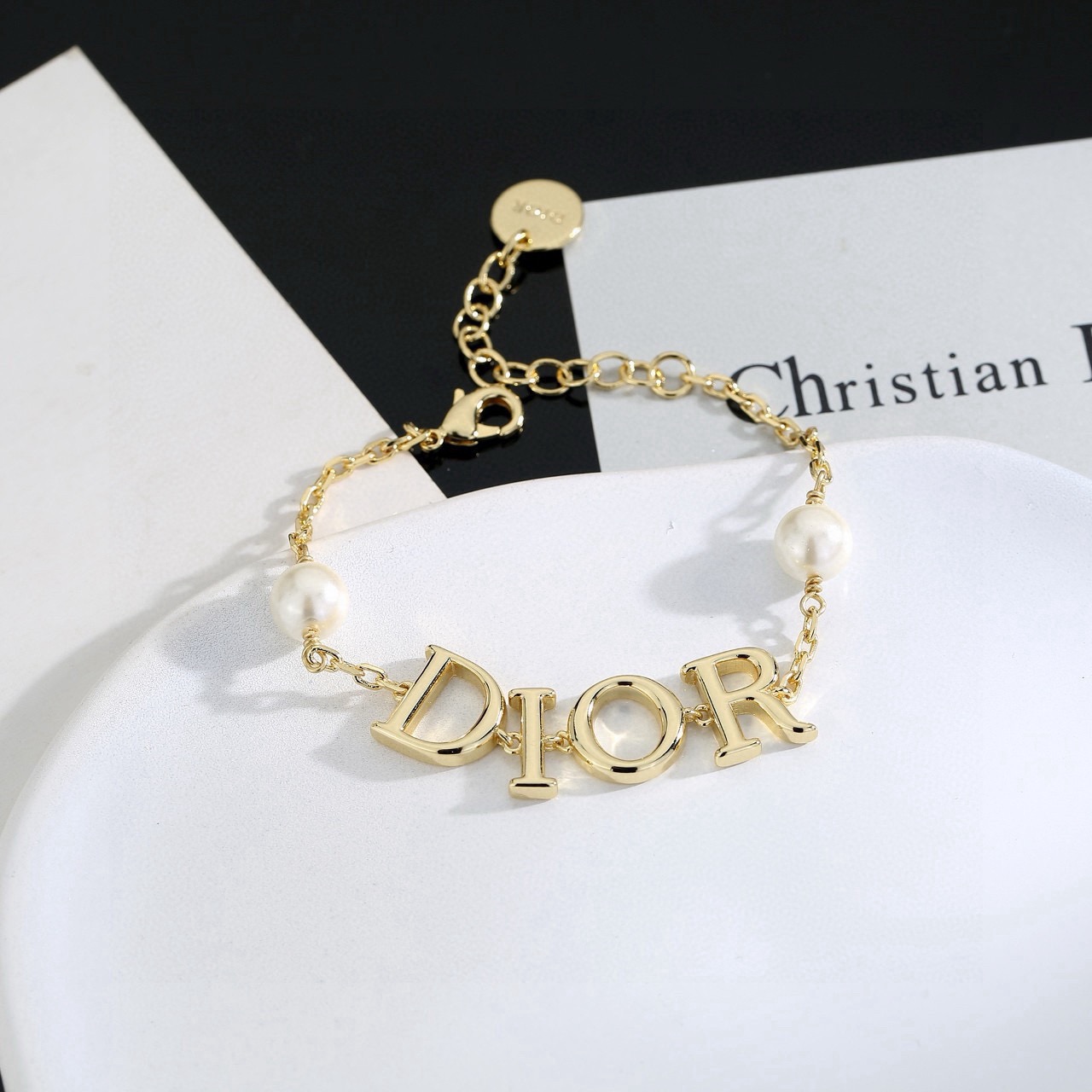 Dior Diorcd bracelet gold-tone metal with white faux pearls 18cm