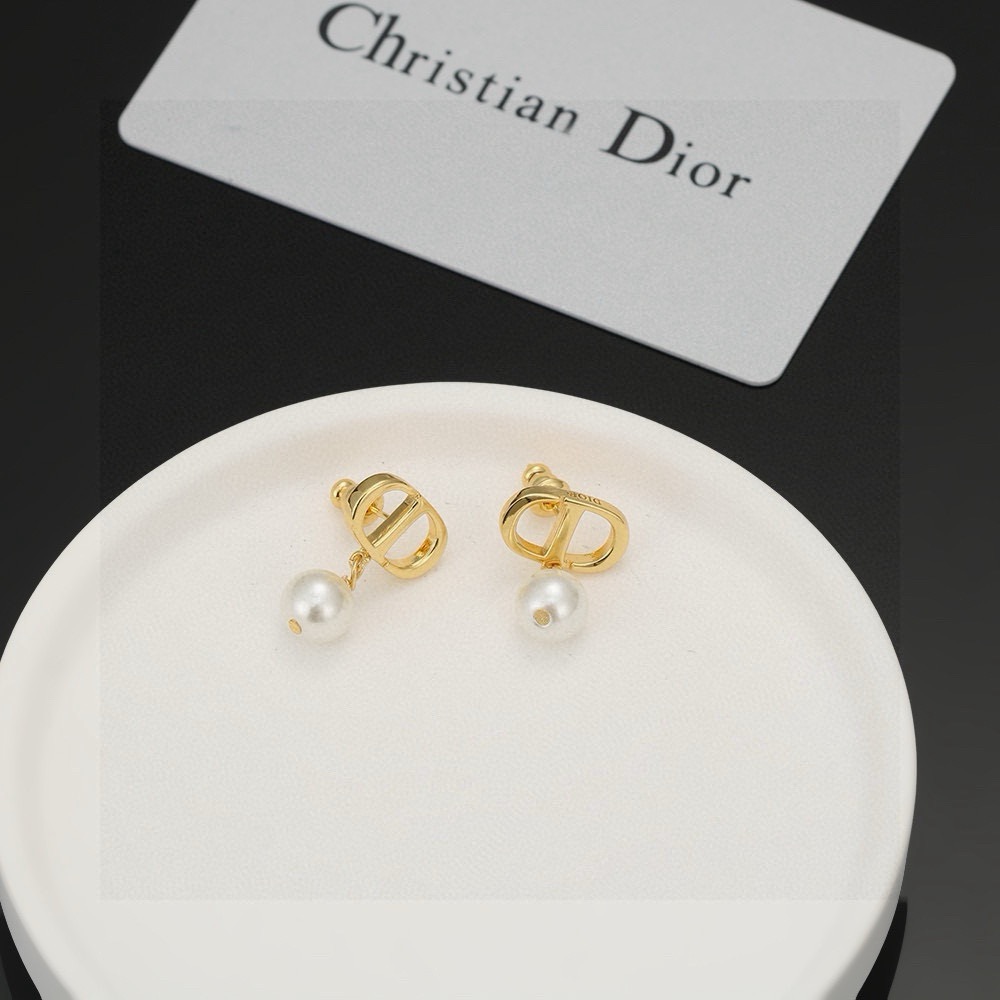 Dior CD Logo Pearl Drop earrings gold-tone metal white pearl 1 5cm drop length