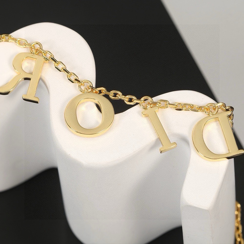 Dior JADIOR Dio r evolution Letter Charm necklace Gold-tone metal with clear crystal pave on the O letter charm 42cm with 5cm extender