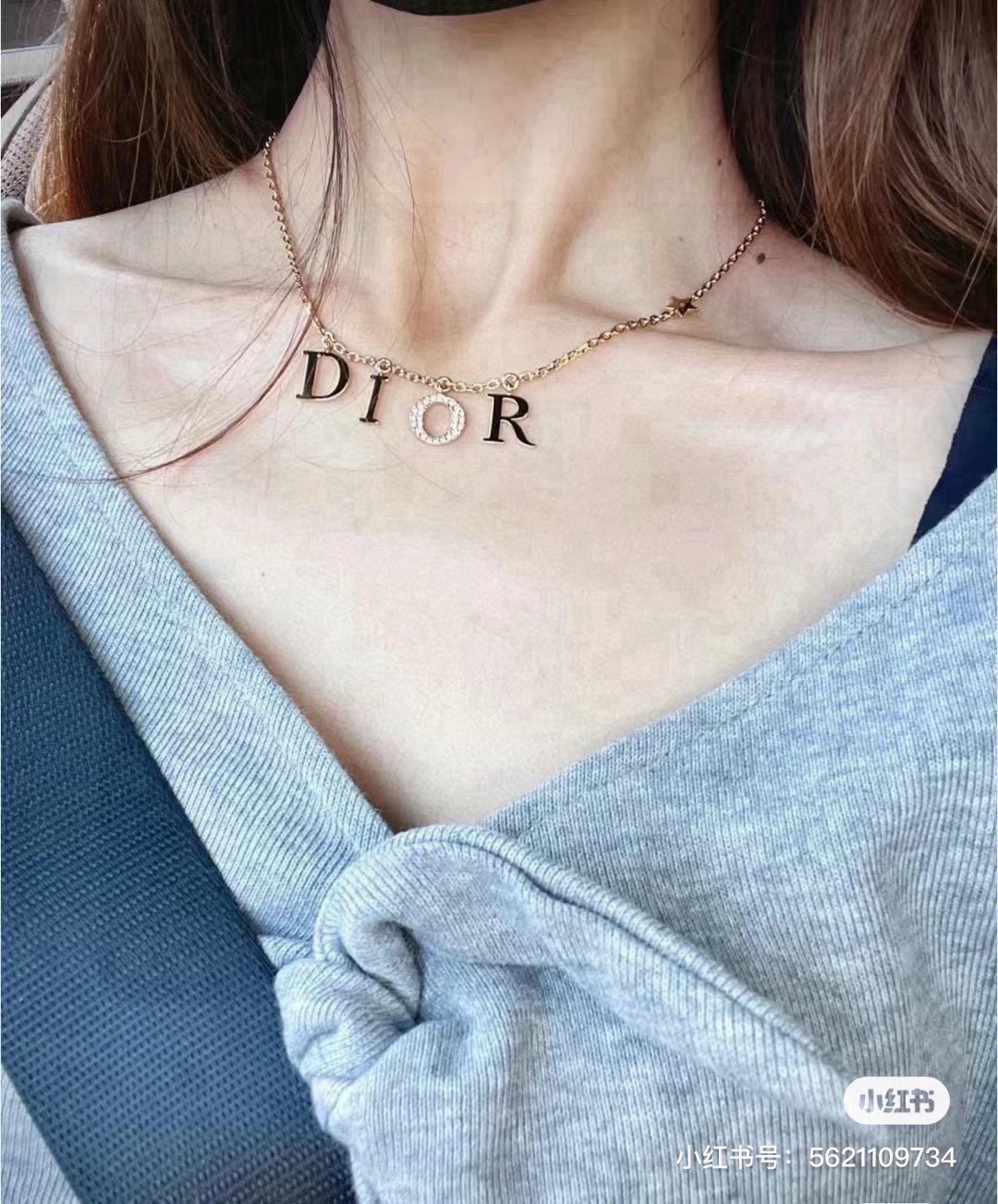 Dior JADIOR Dio r evolution Letter Charm necklace Gold-tone metal with clear crystal pave on the O letter charm 42cm with 5cm extender