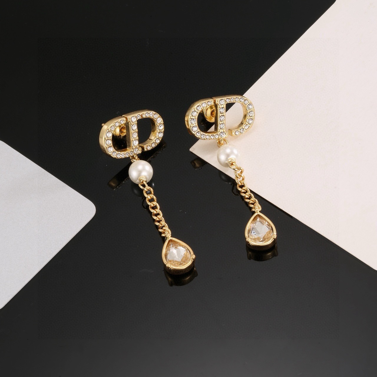 Dior Petit CD earrings Gold-tone metal with clear crystals white faux pearls and teardrop clear crystal drops One Size
