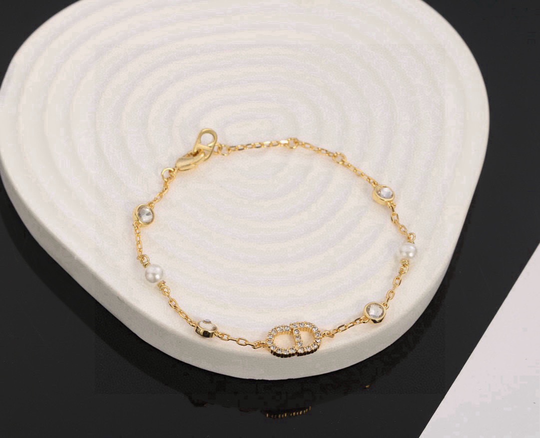 Dior CD Logo Pearl Crystal necklace gold-tone metal white pearl clear crystal 42cm